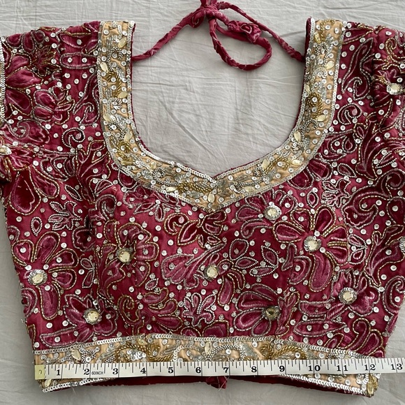 Beige net sari with burgundy velvet border and blouse (XS/S blouse) - Picture 3 of 7